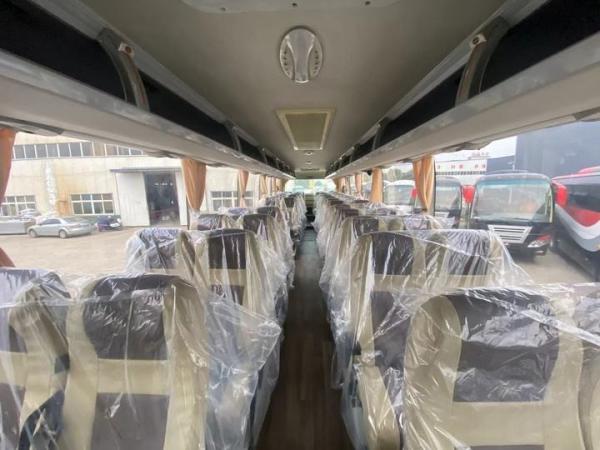 6050mm Base de rodas Personalizar 50 assentos Diesel Luxury Bus para o requisito do cliente