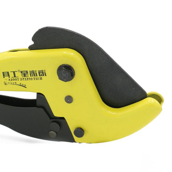 42mm Plastic Hand Held Pipe Cutter Portable Yellow