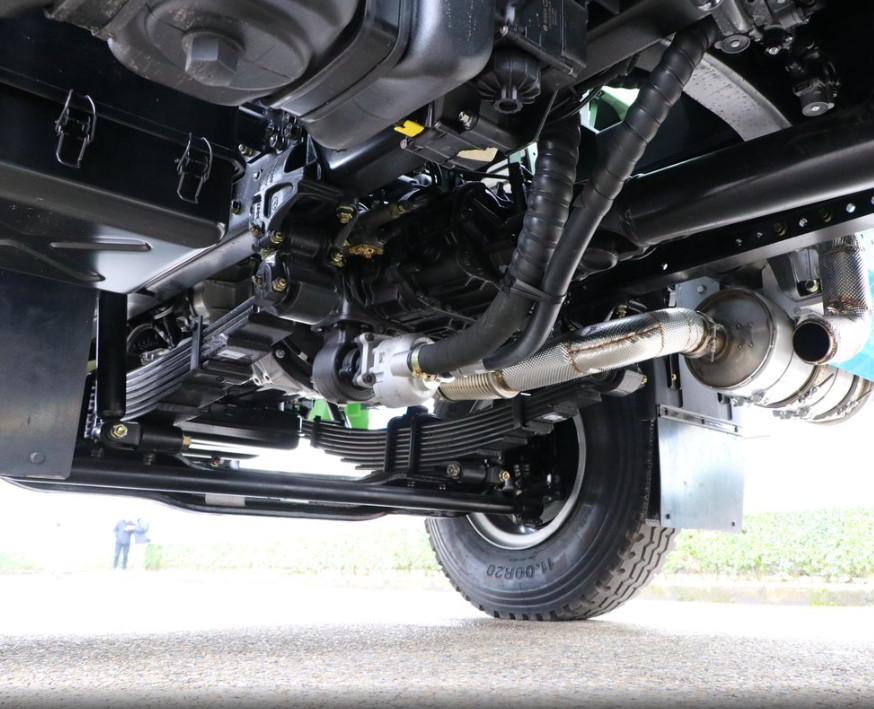 Самосвал версии 4.2M 5.8M SAIC Hongyan Jiebao 180HP 240HP 4X2 стандартный
