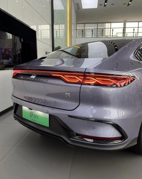 Han EV 2025 Sedan 4 Doors 5 Seats 701KM LiDAR Intelligent Driving Model