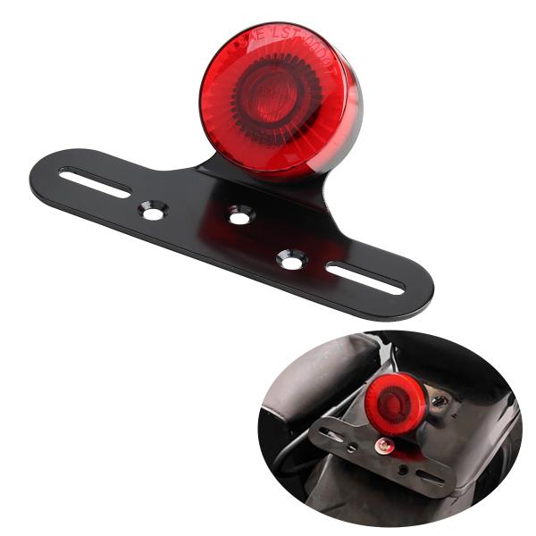 Lumière arrière LED universelle de moto avec 1 lentille et garantie d'un an pour la rénovation / mise à niveau