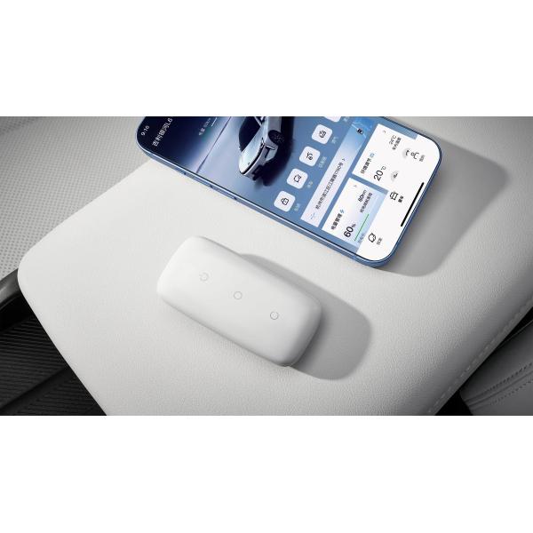 Geely L6 Embracing Cockpit and Galaxy Colorful White for 5 Seats Energy Vehicle Model