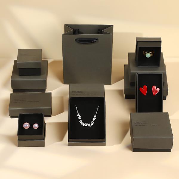 Caja de papel para joyería con logotipo personalizado con diseño de tapa y fondo, caja de embalaje de joyería