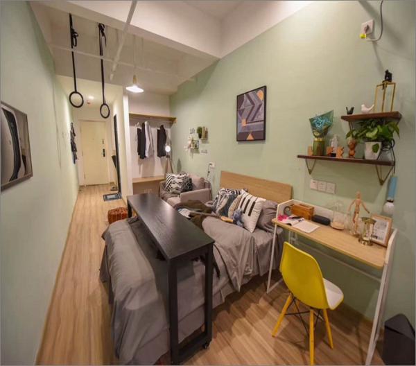 Odorless Square Edged Floorboards Tree Skin Surface For DIY House Inner Decoration