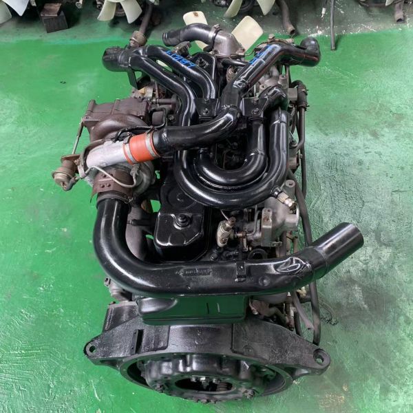 Engine Sale for High Quality Used Engine diesel 6BG1T Engine for Trucks