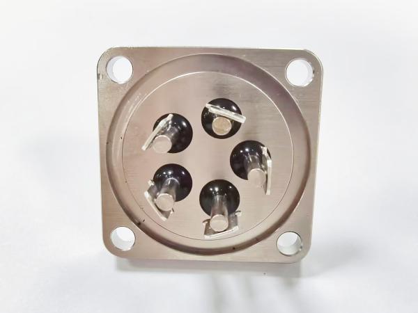 Plaque de connexion professionnelle pour les connexions électriques sécurisées