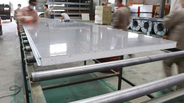 Light Weight Fireproof B2 EPS Sandwich Panel For Exhibition Halls