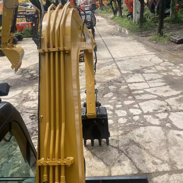 7000KG de segunda mano Sany 75 C Excavadora Buena eficiencia de la excavadora 7T Peso de operación