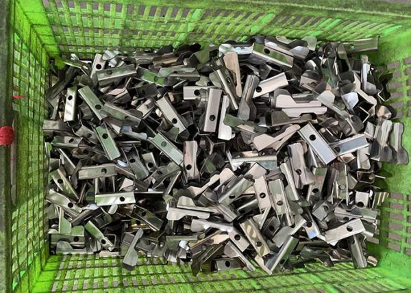 Customized Color Metric Stud Bolt Fasteners with Gr10.9 Grade for B1=1.25d Metric Studs