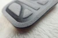 Etiqueta a favor do meio ambiente macia cinzenta de Microfiber, logotipo de alta frequência de Costom para a roupa