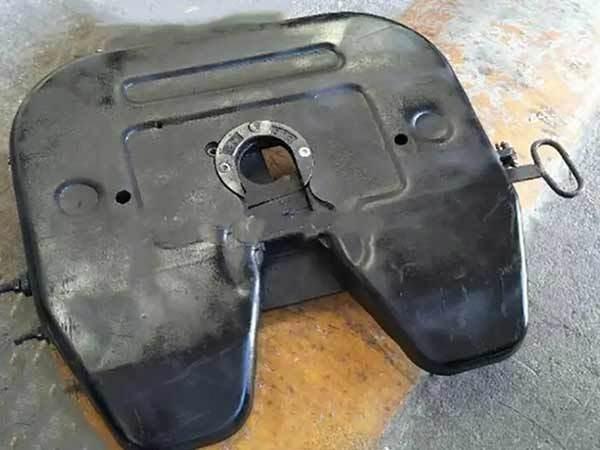 Standard 50 Fifth Wheel 8T Semi Trailer Parts For Tractor Truck