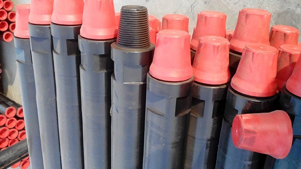 建築構造工学穴のための140mmのよく鋭い管