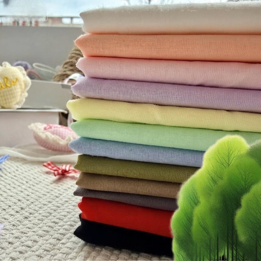 This 100% Polyester Poplin is made from 75D × 75D yarns at 110 GSM and woven in a high-density construction