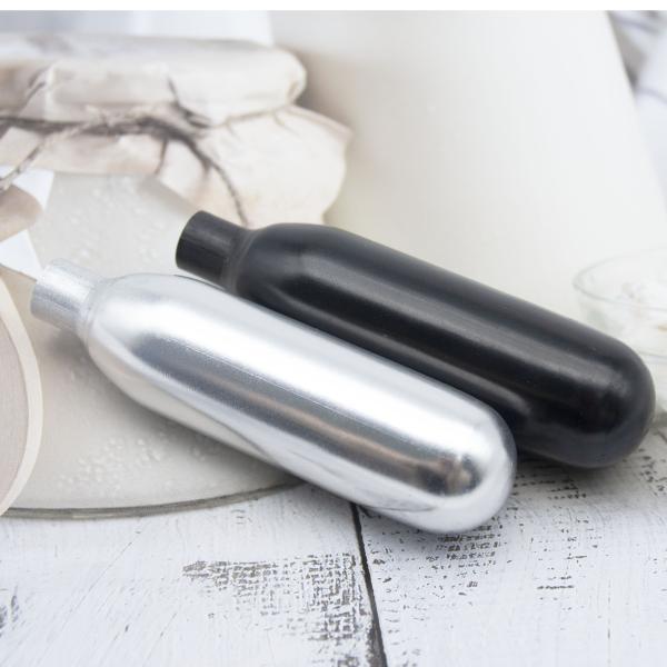 Углерод стальное 8g N2o взбил заряжатели закиси азота распределителя сливк