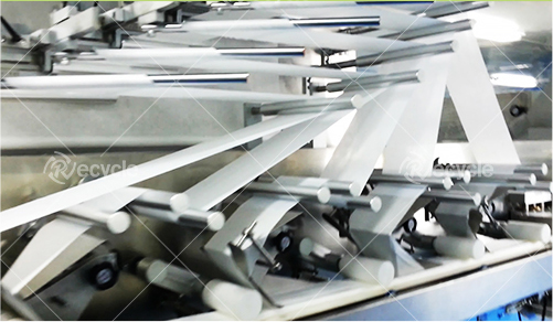 8000 Wipes Production Line Spunlace Material Baby Wet Wipes Folding and Packing Machine