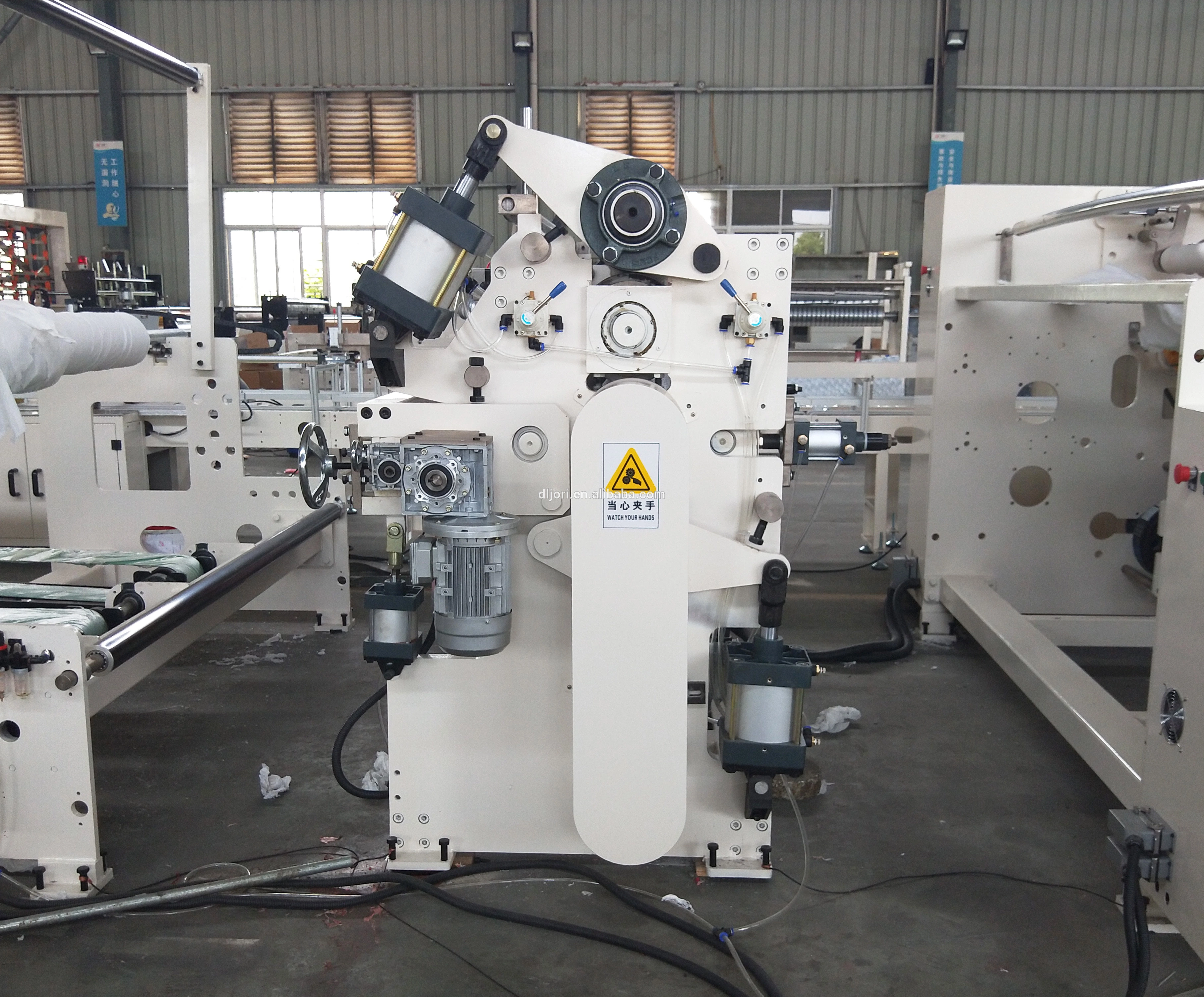 7.5KW 150 режет/минимальная машина резца крена салфетки туалета