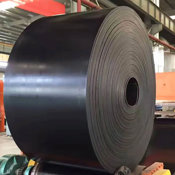 Black Steel Cord Conveyor Belt 700mm Width with 1 Year Warranty for Cement and Mining