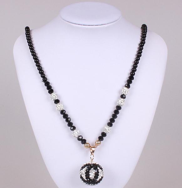 Network Hot crystal beads with pendant necklace fall and winter