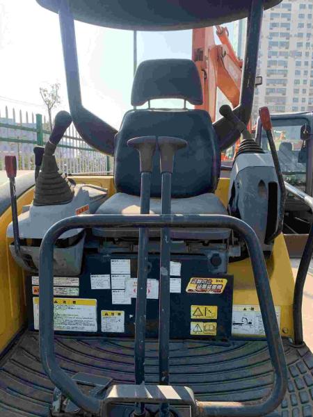 Powerful 5-50 Tons Used Excavator Digger With 5-10m Boom 2-5m Arm Lengths And 0.2-2.5m3 Bucket Capacity