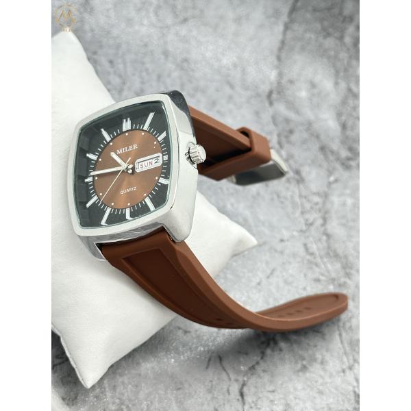 Fashion Stainless Steel Case Double Calendar Watch for Men and Women with Silicone Strap