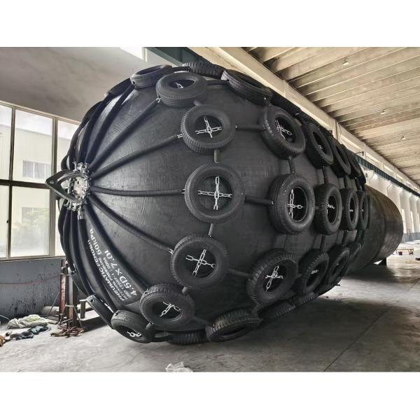 Pneumatic Rubber Fenders Sized At 4.5×7M