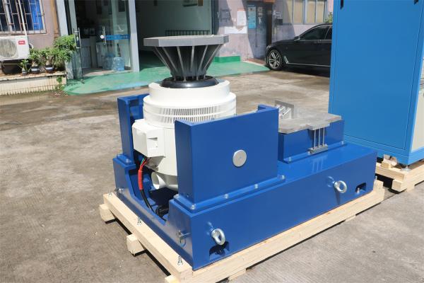 20 KN 500x500mm 縦横振動テーブルを持つ電動力学振動器システム
