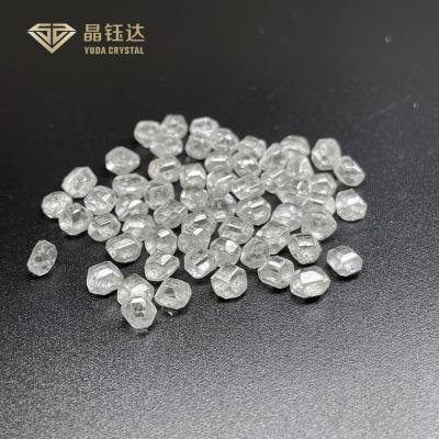 O laboratório do CVD baseou o diamante áspero sintético branco crescido laboratório dos diamantes dos diamantes HPHT