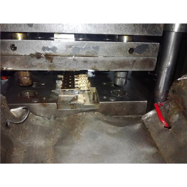 Ковать частей терминального блока точности/штемпелюя допуск прессформы 0,002 оборудования