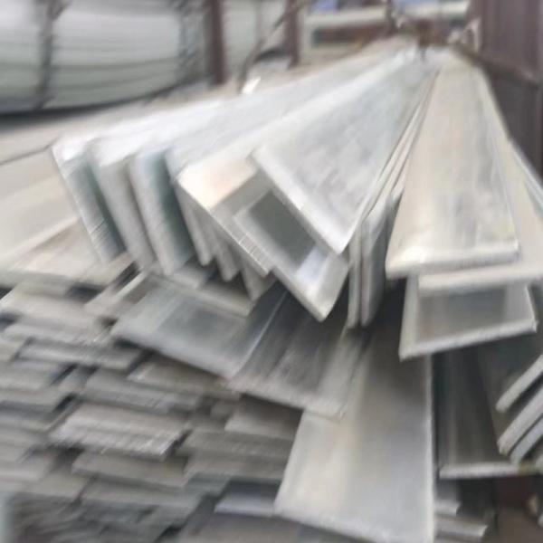 Carbon Steel Cold Rolled Flat Bar Galvanised Customizable Length For Bending