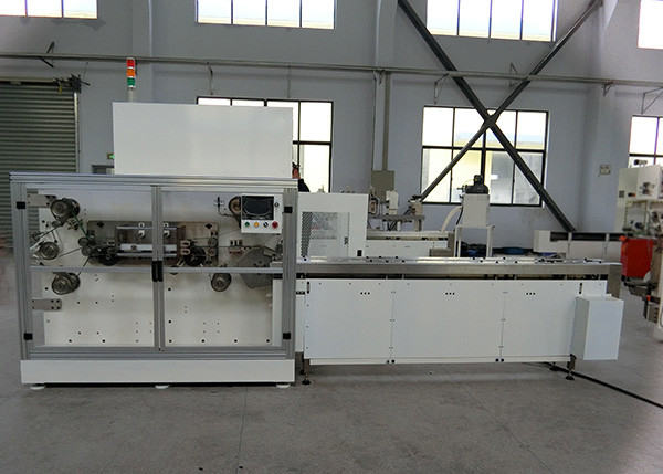 трехфазное 600PPM Pantyliner считая машину