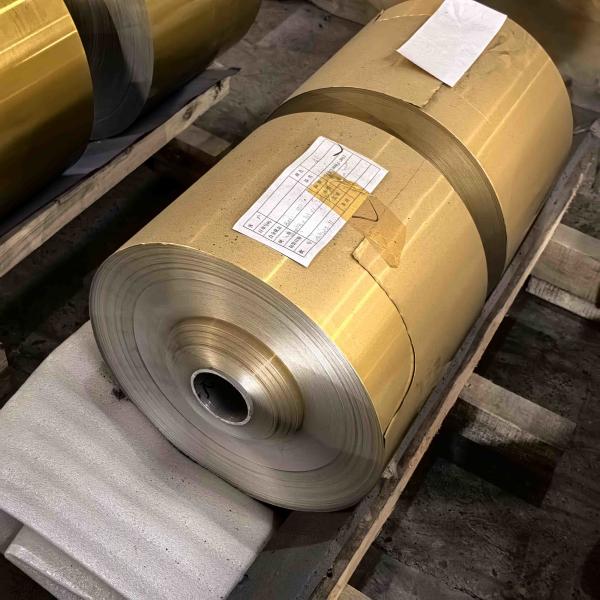 Foil d'aluminium coloré pour système de toiture (alliage AA1050/1060/1100, largeur de 0,11 mm)