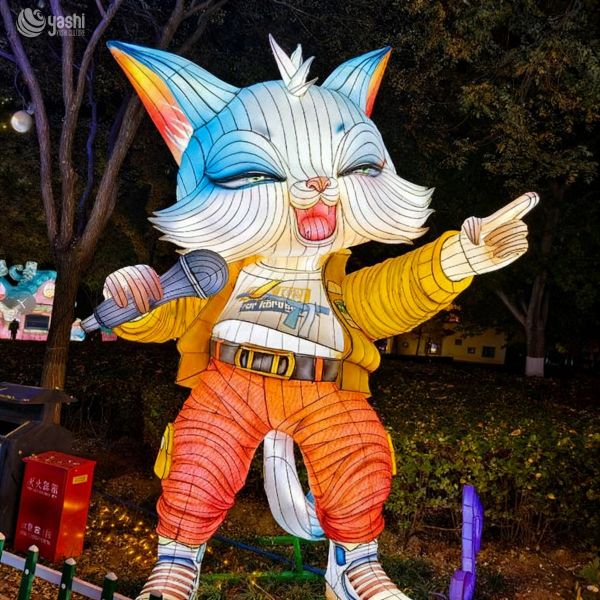 Custom Cartoon Rock‑Singer Cat Lantern | Large LED Character Light Sculpture for Theme Park Outdoor Night Show