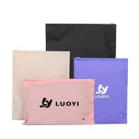 Bolsas de cerradura biodegradables CPE Bolsas de embalaje de ropa reciclables con logotipo