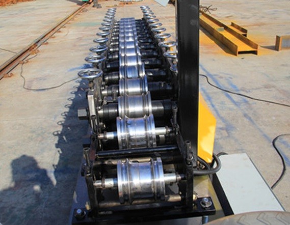 380V 15 M/porta mínima do obturador que forma a cor personalizada padrão do CE da máquina