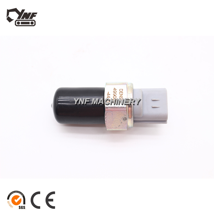 499000-4441 датчик давления рельса топлива DENSO на ND499000-4441 1-80220012-0 YNF03956