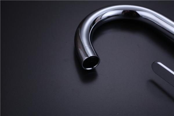 Chrome Plated Industrial Sink Faucet , Ceramic Valve Core Brushed Stainless Kitchen Faucet
