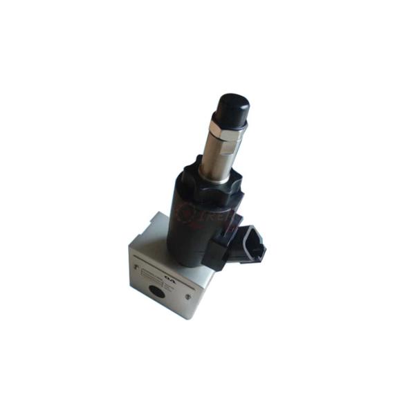 Excavator Spare Parts Hydraulic Cooling Fan Valve For EC380D EC340D Solenoid Valve VOE14616529
