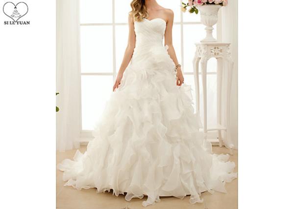 Organza Purfle A Line Bridal Gowns Off White Pleated Back Bandage Puffy Tail