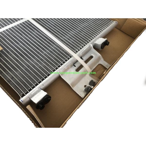 OEM C2D21418 C2D4079 Condensateur de climatisation pour Jaguar XJ 204PT ((GTDI)