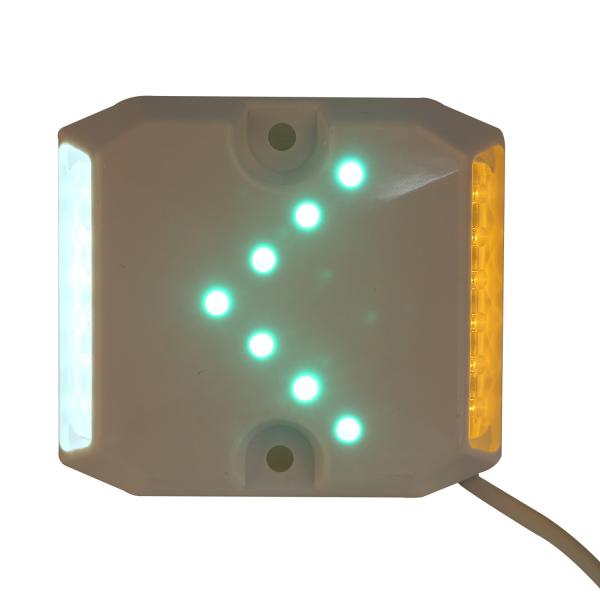 IP68 Tricolor Reflective Road Studs 5000mcd Plastic Wired Monocrystalline