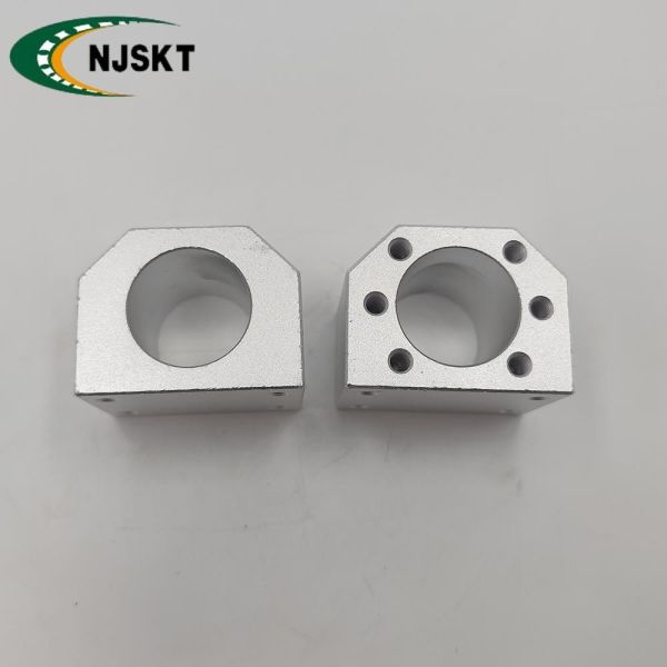32mm Diameter Ballscrew Nut Housing Compact DSG1616 High Durability