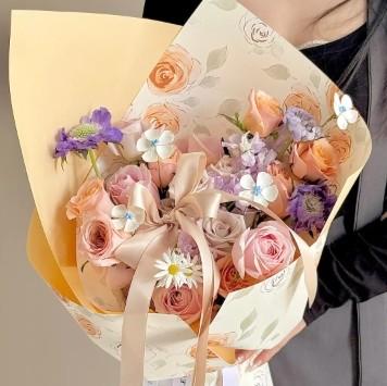 35*50cm Speacialty Paper Packaging The Ideal Choice For Eternal Night Star River Flower Arrangement