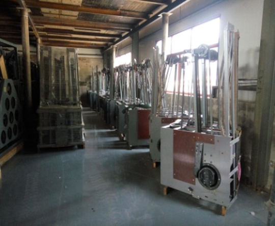 Equipo de entretenimiento Máquina de bolos de 24 metros con color gris y rendimiento