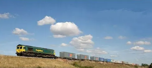 Компании Шанхай грузового транспорта корабля железнодорожные к Европе Франции Португалии