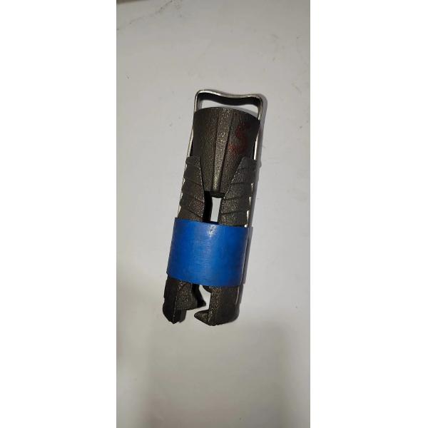 強化 さ れ た 岩 の 螺栓 と 拡張 殻 を 用い て 採掘