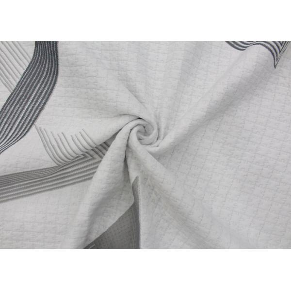 Breathable Knitted Polyester Fabric 230CM Jacquard Mattress Fabric