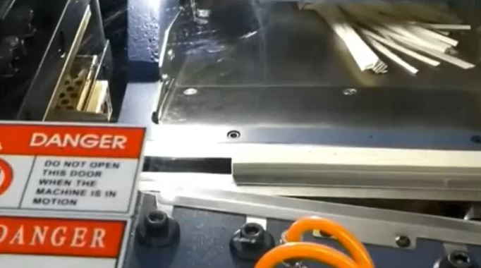 HX320 Book Flapping Machine For Cover Binding Finish Automatically Completes Block Front Cutting