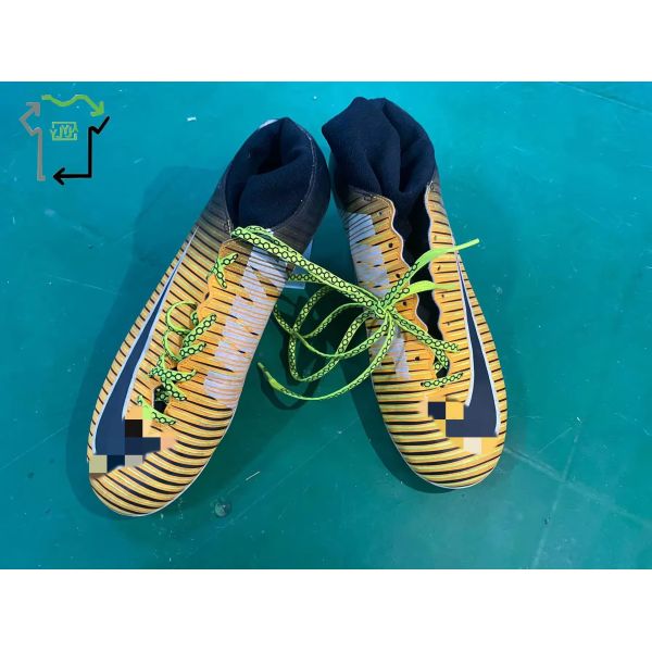 A Grade Second Hand Football Shoes Men Sport Soccer Shoes Clean Condition