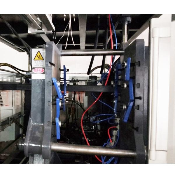 Automatic Jerry Can Bottle Blow Molding Machine 20L 3 Layer Extrusion HDPE Plastic