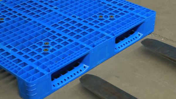 corrugated plastic tub storage pallet